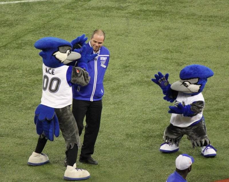 Toronto Blue Jays - Today is for you, ACE! Happy #NationalBirdDay to  everyone's favourite mascot. 😍